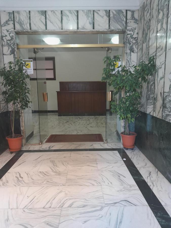 Apartament Domus Magnifica Rzym Zewnętrze zdjęcie